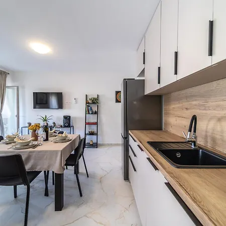 Mima Apartment Palit