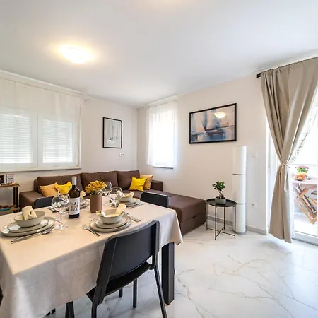 Apartment Mima